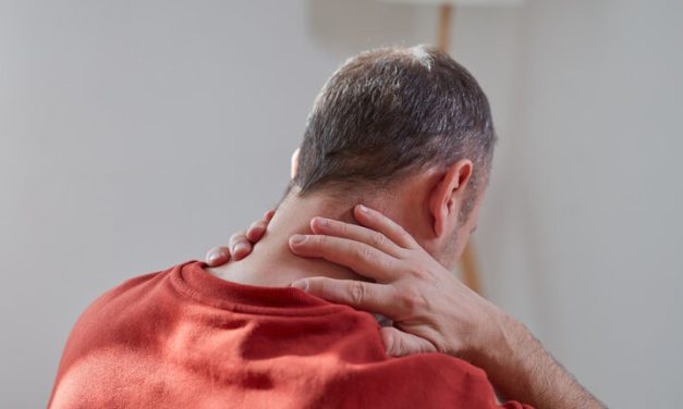 Pinched Nerve Atau Saraf Kejepit Pada Usia Lanjut