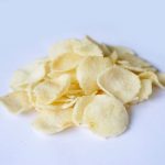 Camilan Opak Atau Keripik Tipis Dari Bahan Singkong