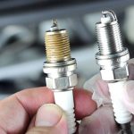 Bagian Busi Kendaraan Untuk Penyambungan Percikan Api Listrik