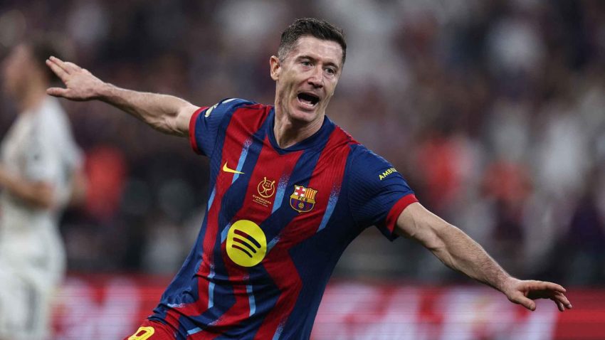 Pemain Bola Polandia Robert Lewandowski Yang Gemilang