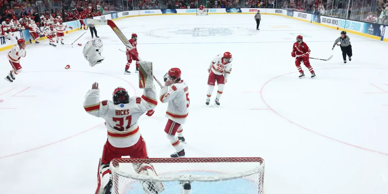 Olahraga Es Hockey Yang Cukup Sulit Di Lakukan