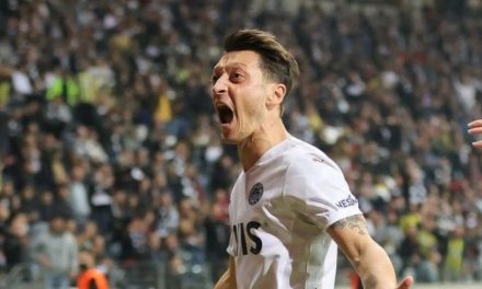 Gelandang Serang Pemain Asal Jerman Ozil