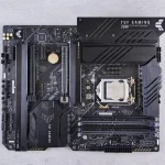 Komponen Utama Motherboard Pada Sebuah Komputer