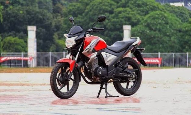 Sebuah Kendaraan Kopling Pada Sepeda Motor