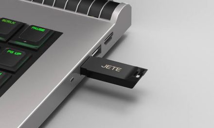 Perangkat Canggih Flashdisk Dalam Menyimpan Data Besar