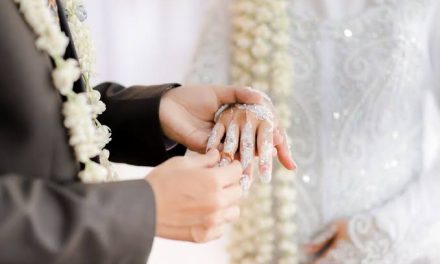 Ikatan Resmi Menikah Yang Sah Antara Dua Orang