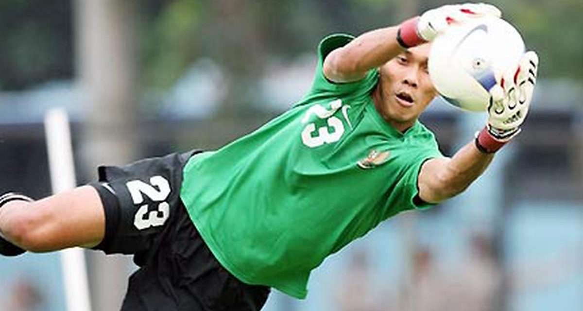 Seorang Kiper Indonesia Markus Horison