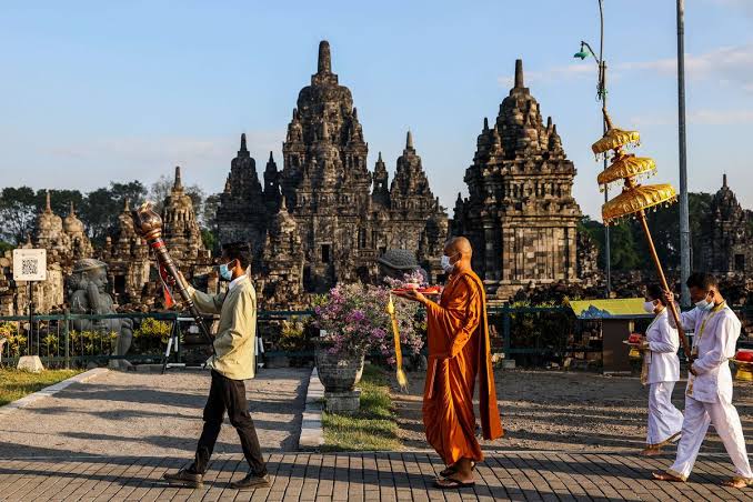 Sebuah Peringatan Tanggal Pada Hari Besar